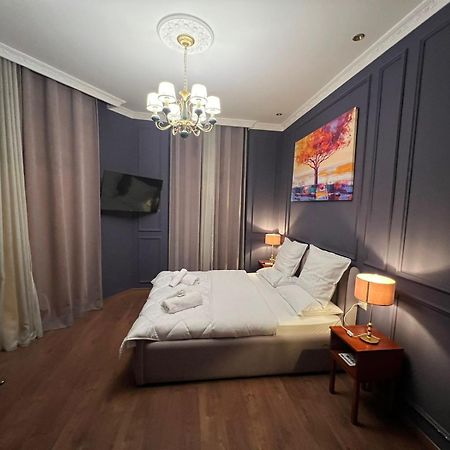 Amo'S Hotel Shkoder Exterior photo