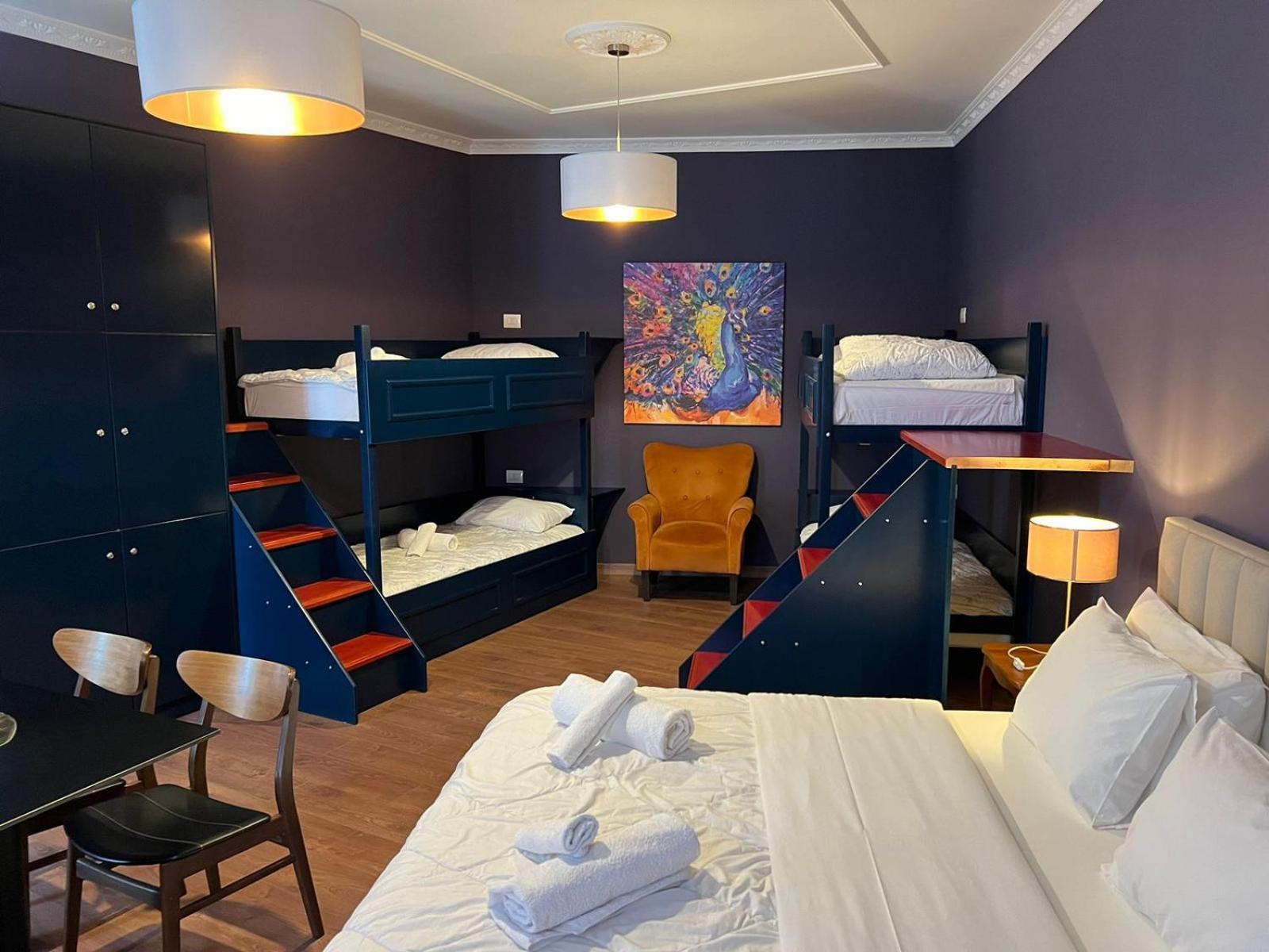 Amo'S Hotel Shkoder Exterior photo